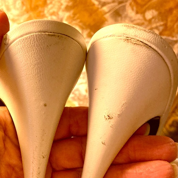 WHITE  LEATHER LACE MULES Size 8 - Picture 7 of 7